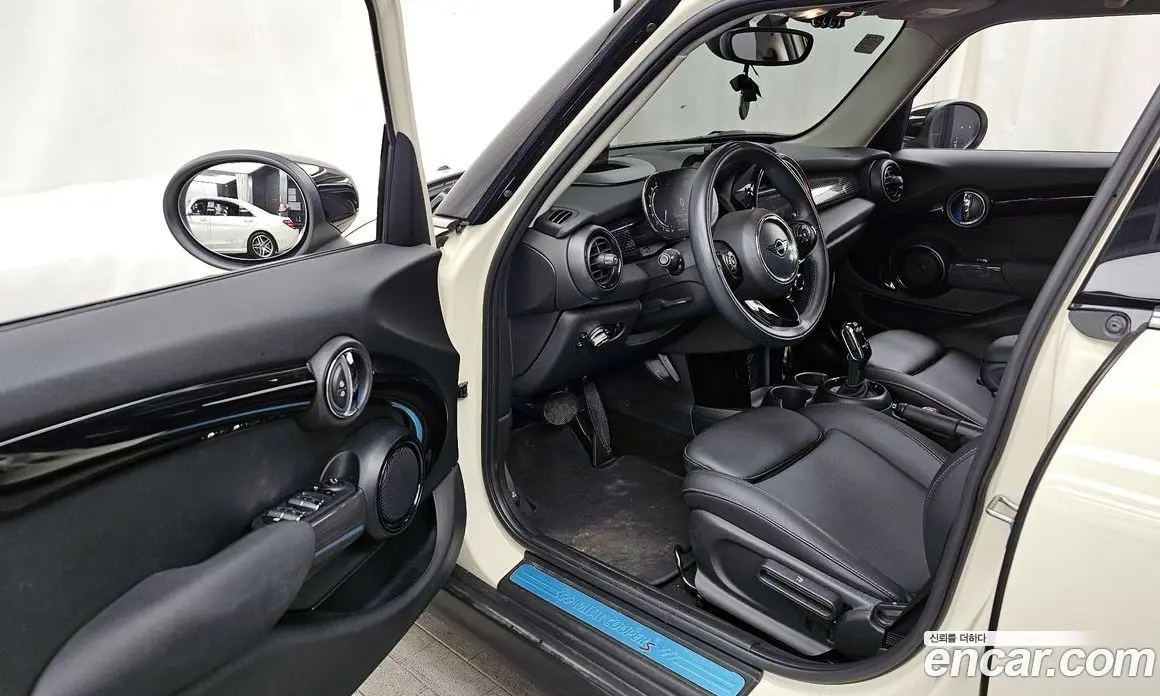 Mini Cooper 2021 2.0 автомат (гидро), фото 10 Mini Cooper 2021 2.0 автомат (гидро), фото 10