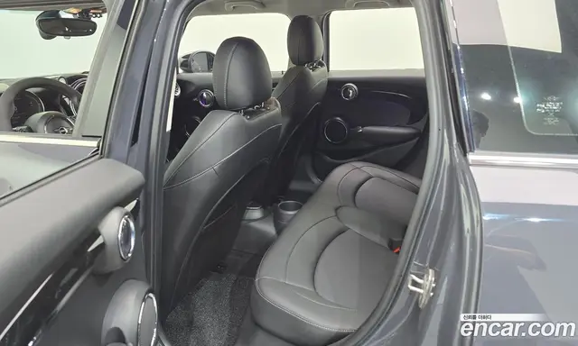 Mini Cooper 2021 2.0 автомат (гидро), миниатюра 11