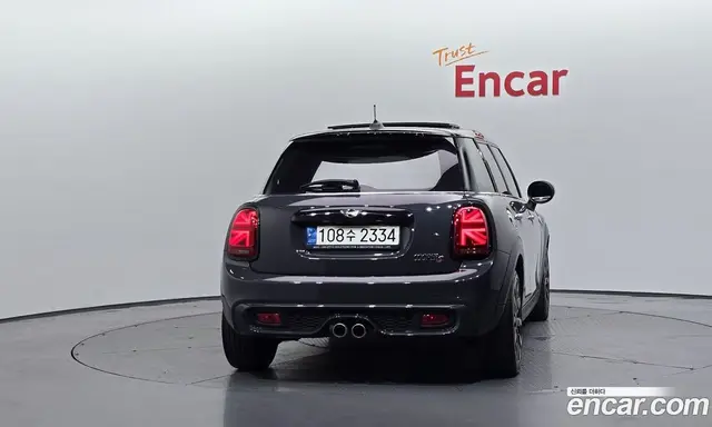 Mini Cooper 2021 2.0 автомат (гидро), миниатюра 4