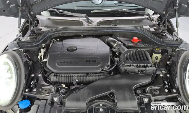 Mini Cooper 2021 2.0 автомат (гидро), миниатюра 6
