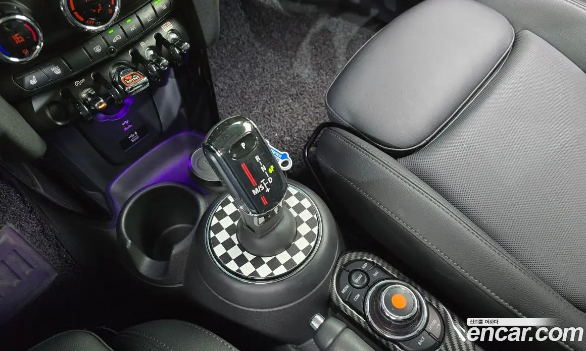 Mini Cooper 2021 2.0 автомат (гидро), фото 9