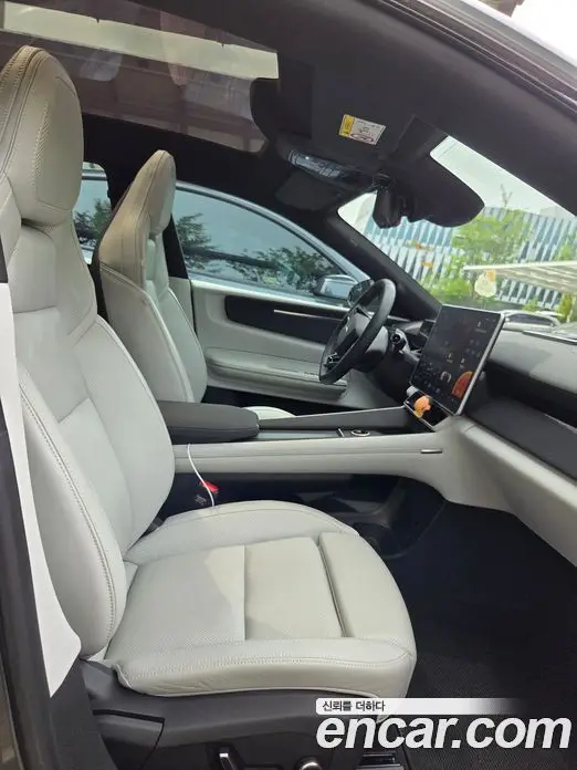 Polestar Polestar 4 2025 автомат (гидро), фото 18 Polestar Polestar 4 2025 автомат (гидро), фото 18