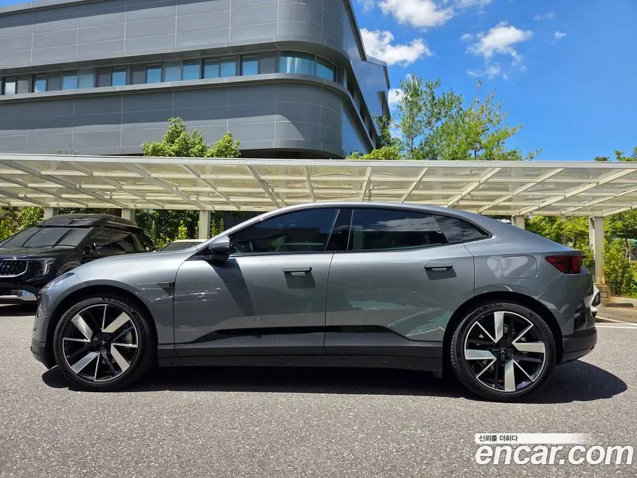Polestar Polestar 4 2025 автомат (гидро), фото 6 Polestar Polestar 4 2025 автомат (гидро), фото 6