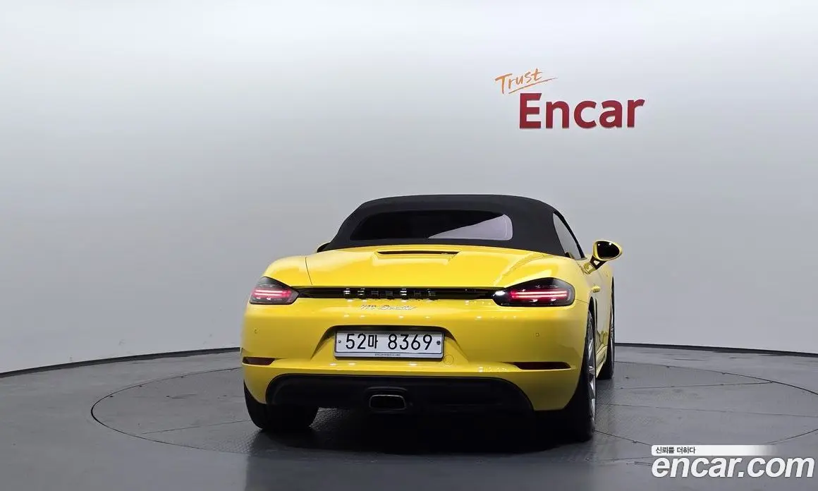 Porsche 718 2017 2.0 автомат (гидро), фото 4 Porsche 718 2017 2.0 автомат (гидро), фото 4