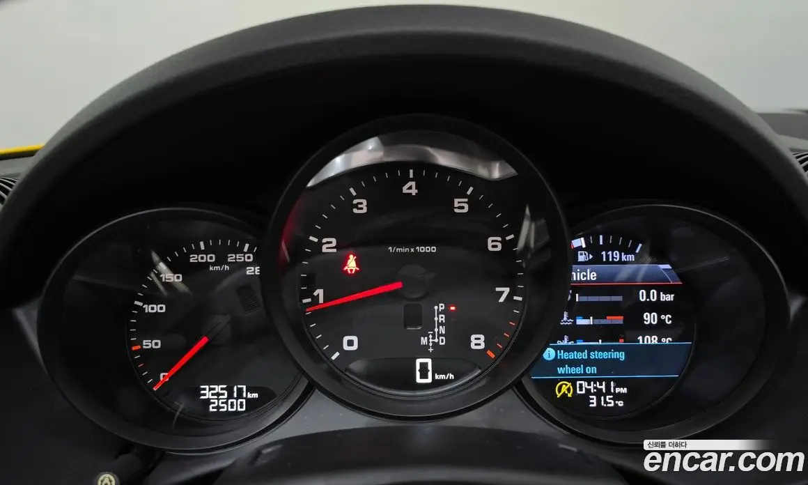Porsche 718 2017 2.0 автомат (гидро), фото 8 Porsche 718 2017 2.0 автомат (гидро), фото 8