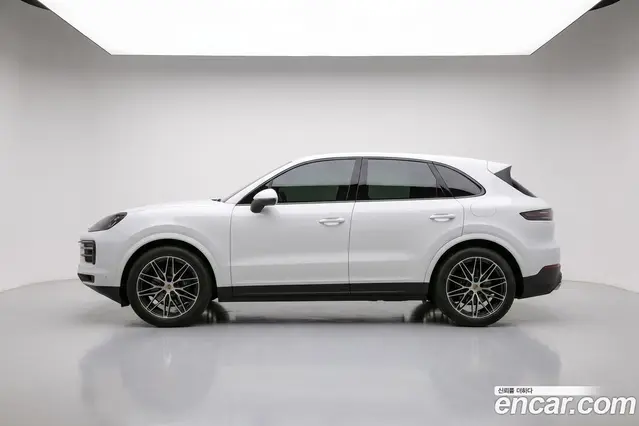 Porsche Cayenne, 2023, 43 000 км