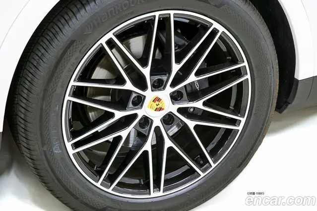 Porsche Cayenne 2023 3.0 автомат (гидро), миниатюра 9