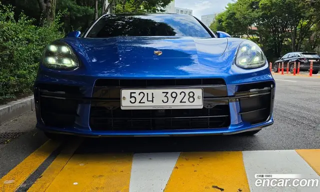 Porsche Panamera, 2018, 122 000 км