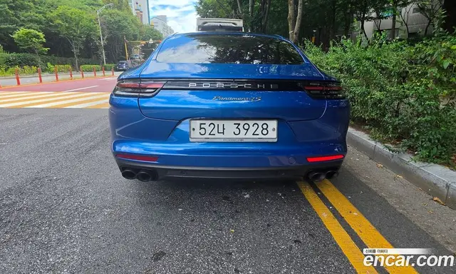 Porsche Panamera 2018 3.0 автомат (гидро), миниатюра 4 Porsche Panamera 2018 3.0 автомат (гидро), миниатюра 4