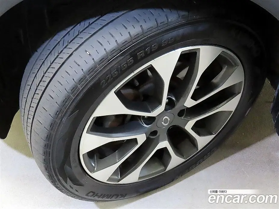 Renault (Samsung) QM6 2016 2.0 автомат (гидро), фото 20 Renault (Samsung) QM6 2016 2.0 автомат (гидро), фото 20