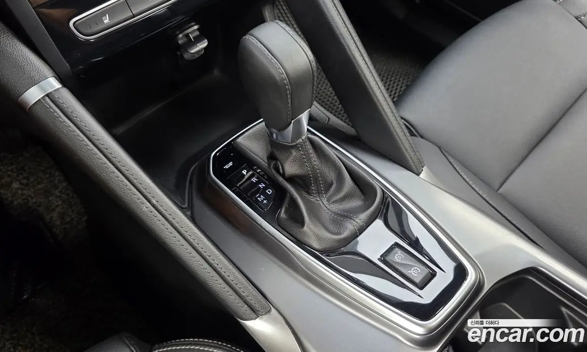 Renault (Samsung) QM6 2017 2.0 автомат (гидро), фото 9 Renault (Samsung) QM6 2017 2.0 автомат (гидро), фото 9