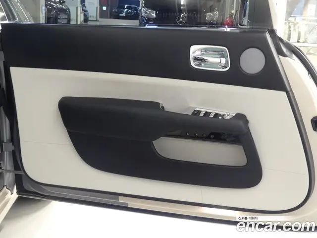 Rolls-Royce Wraith 2019 6.6 автомат (гидро), миниатюра 9
