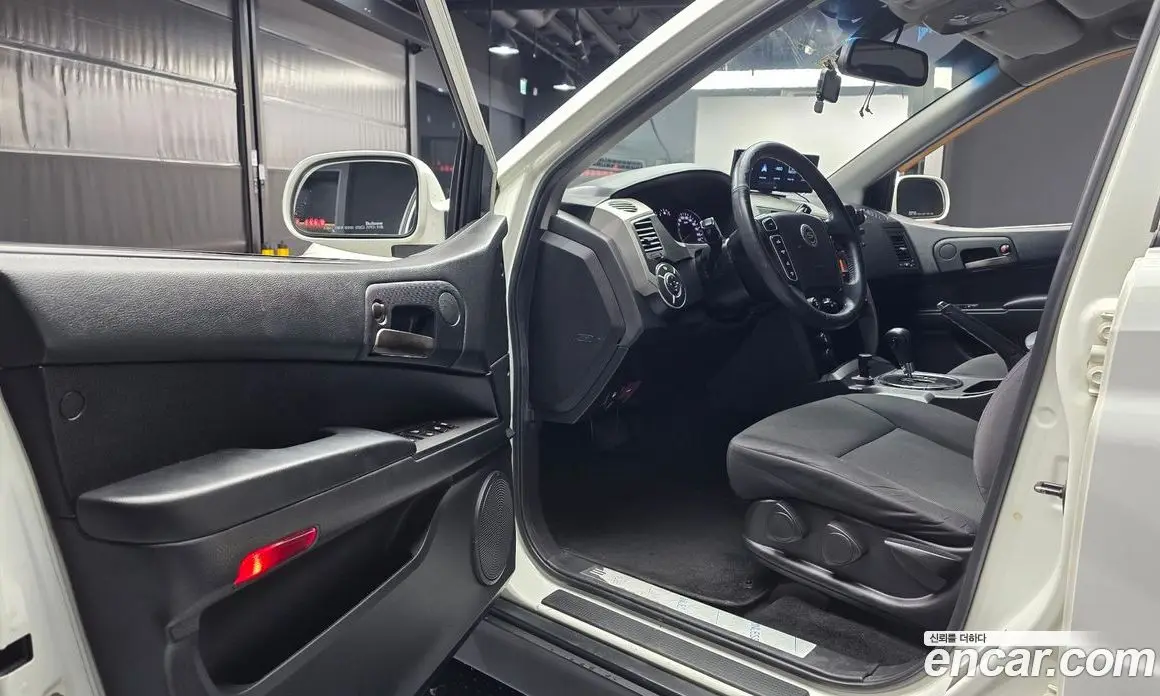 SsangYong Korando 2013 2.0 автомат (гидро), фото 10 SsangYong Korando 2013 2.0 автомат (гидро), фото 10