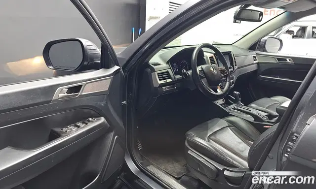 SsangYong Rexton 2018 2.2 автомат (гидро), миниатюра 10 SsangYong Rexton 2018 2.2 автомат (гидро), миниатюра 10