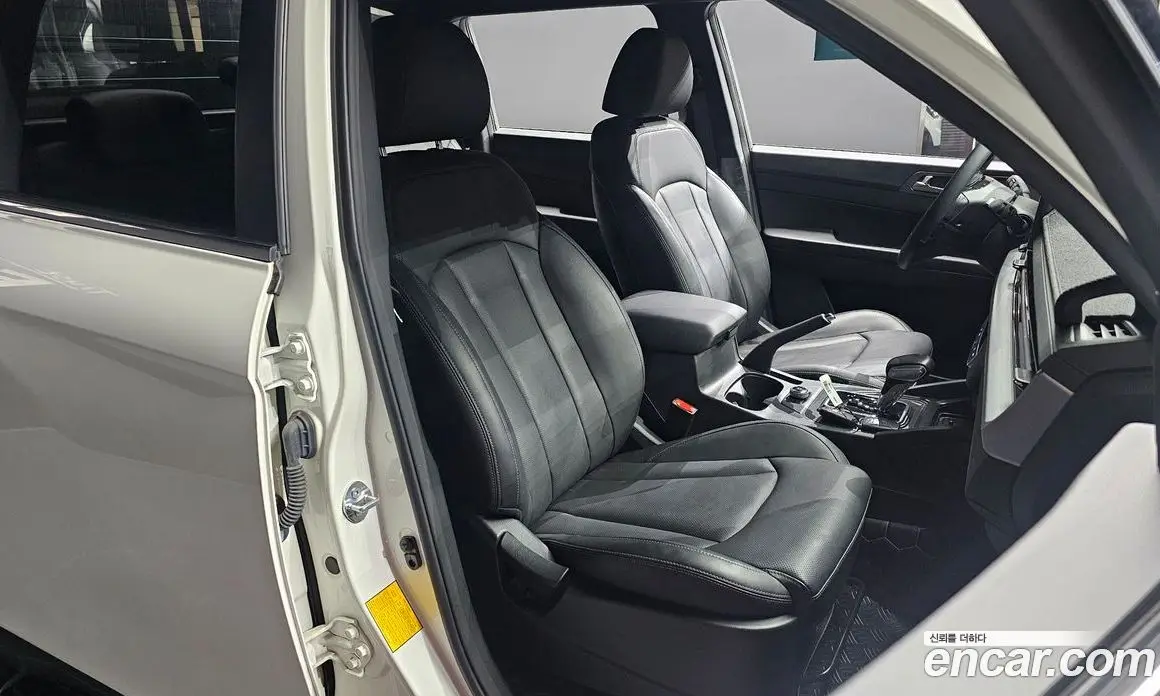 SsangYong Rexton 2023 2.2 автомат (гидро), фото 12