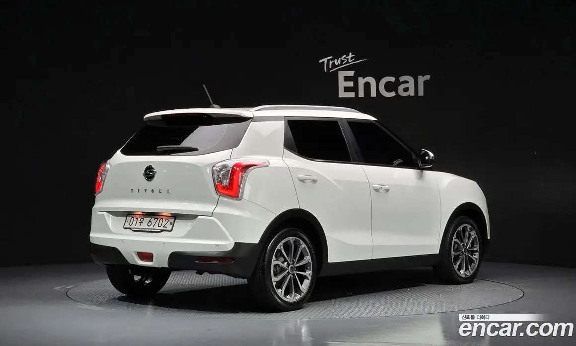 SsangYong TIBOLI 2017 1.6 автомат (гидро), фото 2 SsangYong TIBOLI 2017 1.6 автомат (гидро), фото 2