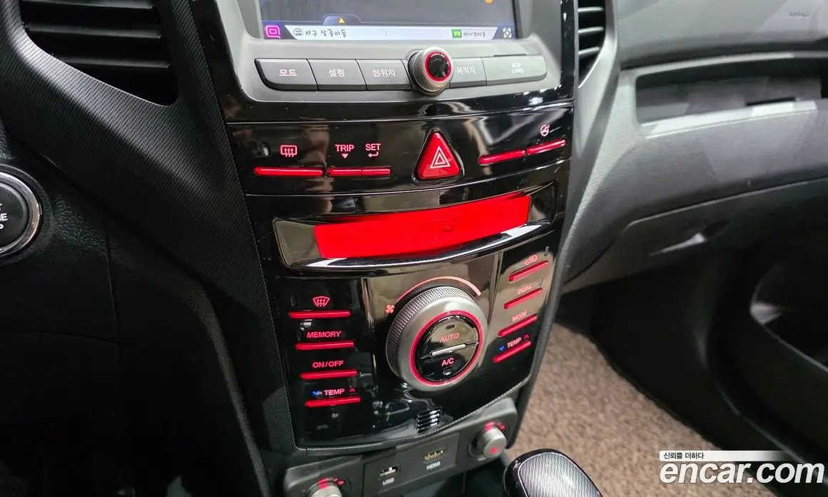 SsangYong TIBOLI 2017 1.6 автомат (гидро), фото 17 SsangYong TIBOLI 2017 1.6 автомат (гидро), фото 17
