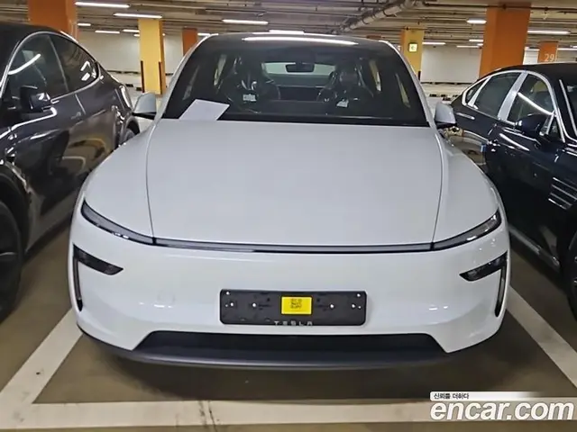 Tesla Model Y 2026 0.4 автомат (гидро), миниатюра 1