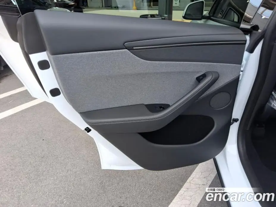 Tesla Model Y 2026 0.4 автомат (гидро), фото 13