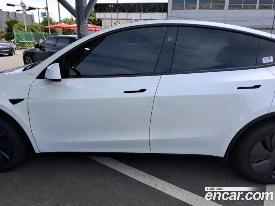 Tesla Model Y 2026 0.4 автомат (гидро), фото 3