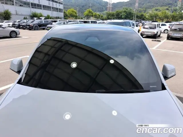 Tesla Model Y 2026 0.4 автомат (гидро), миниатюра 5