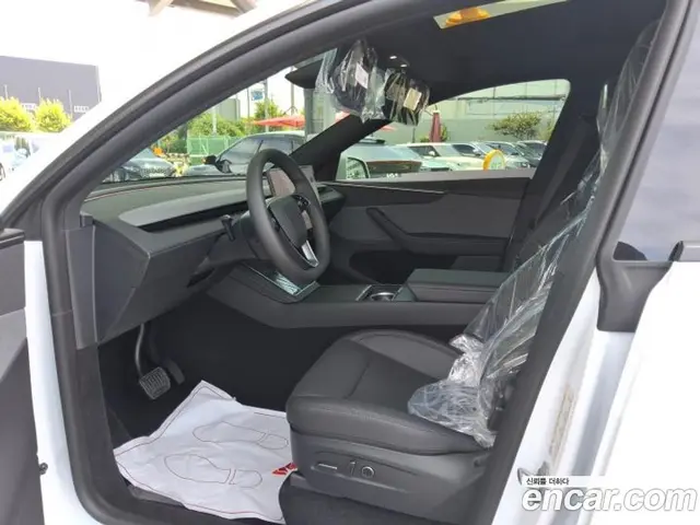 Tesla Model Y 2026 0.4 автомат (гидро), миниатюра 7