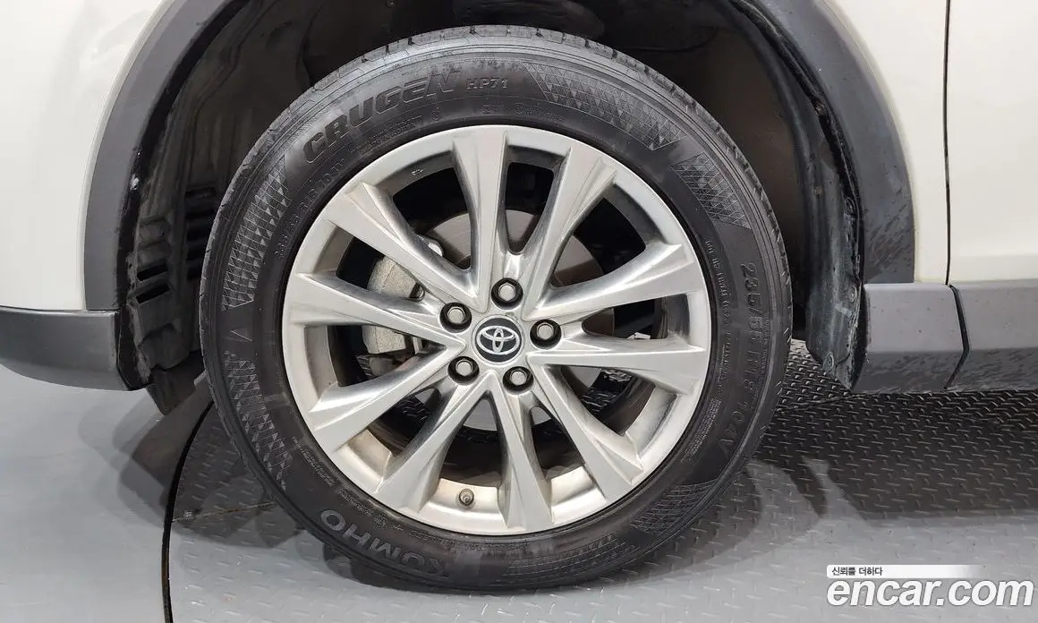 Toyota RAV4 2018 2.5 автомат (гидро), фото 5 Toyota RAV4 2018 2.5 автомат (гидро), фото 5