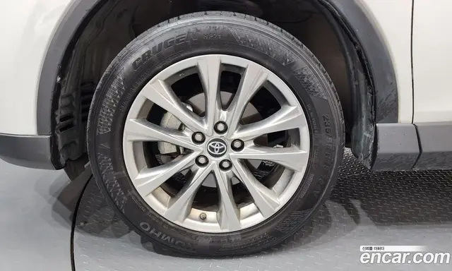Toyota RAV4 2018 2.5 автомат (гидро), миниатюра 5 Toyota RAV4 2018 2.5 автомат (гидро), миниатюра 5