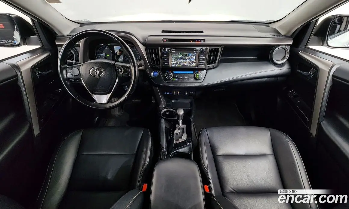 Toyota RAV4 2018 2.5 автомат (гидро), фото 7 Toyota RAV4 2018 2.5 автомат (гидро), фото 7