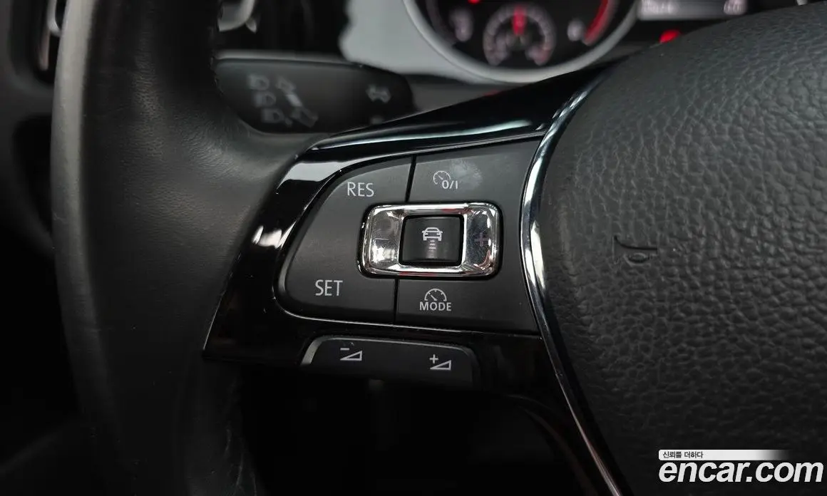 Volkswagen Golf 2014 2.0 автомат (гидро), фото 16