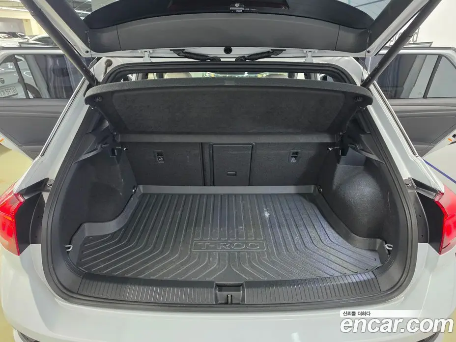 Volkswagen T-Roc 2021 2.0 автомат (гидро), фото 16