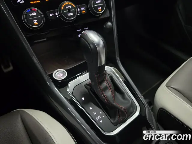 Volkswagen T-Roc 2021 2.0 автомат (гидро), миниатюра 9