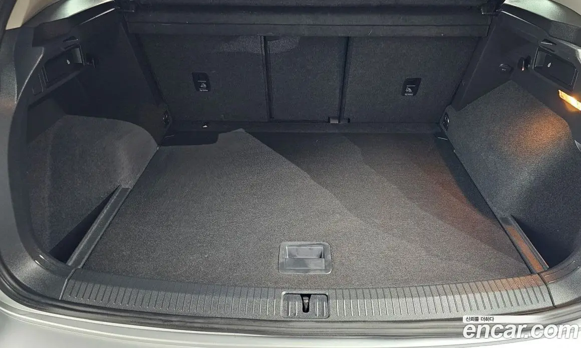 Volkswagen Tiguan 2018 2.0 автомат (гидро), фото 15