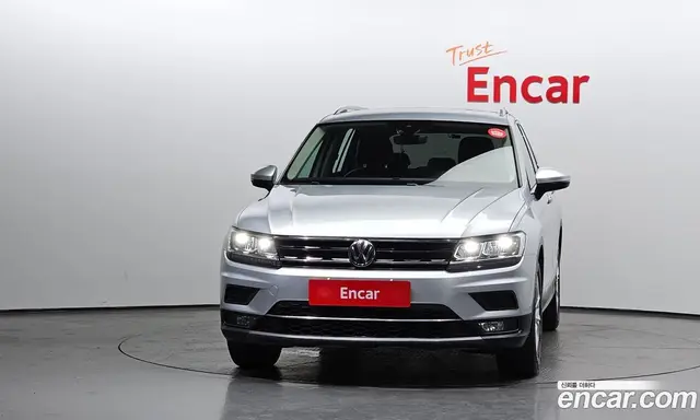 Volkswagen Tiguan 2018 2.0 автомат (гидро), миниатюра 3