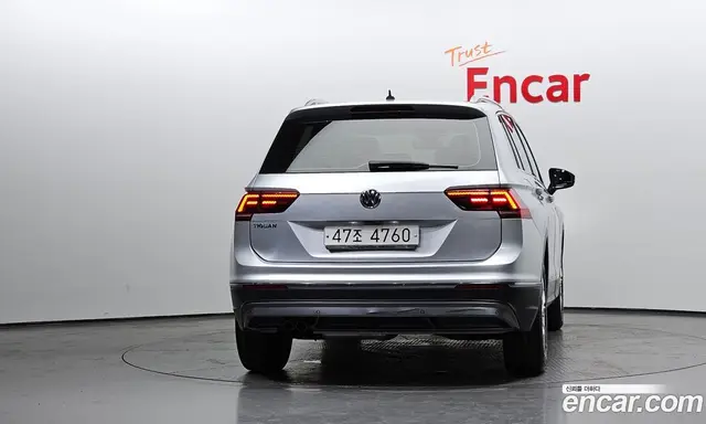 Volkswagen Tiguan 2018 2.0 автомат (гидро), миниатюра 4