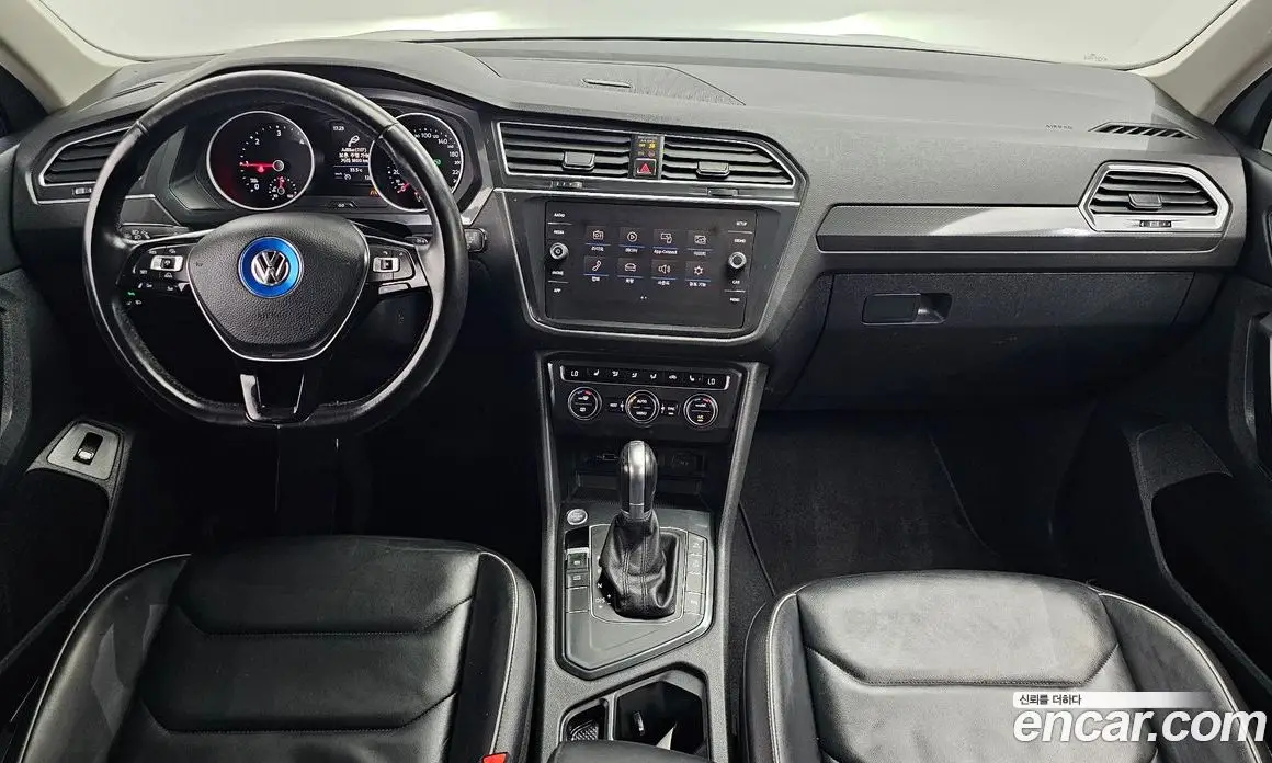 Volkswagen Tiguan 2018 2.0 автомат (гидро), фото 7