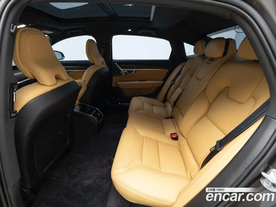 Volvo S90 2023 2.0 автомат (гидро), фото 13 Volvo S90 2023 2.0 автомат (гидро), фото 13