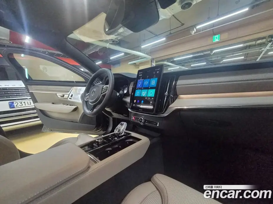 Volvo S90 2025 2.0 автомат (гидро), фото 7