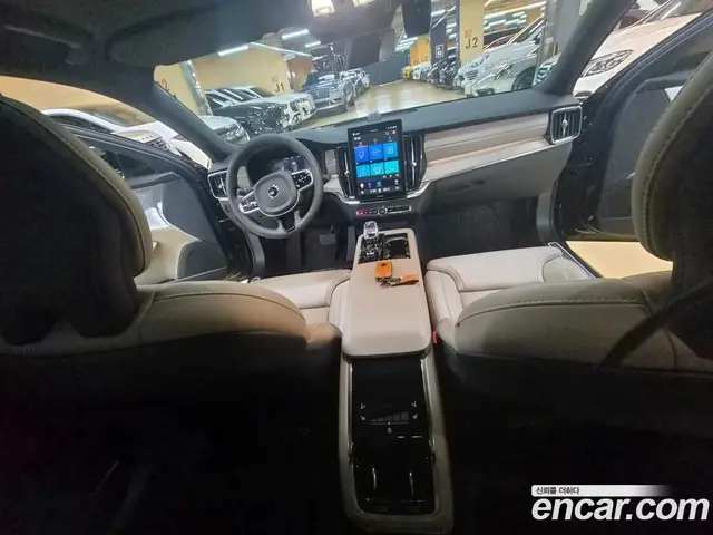 Volvo S90 2025 2.0 автомат (гидро), миниатюра 9