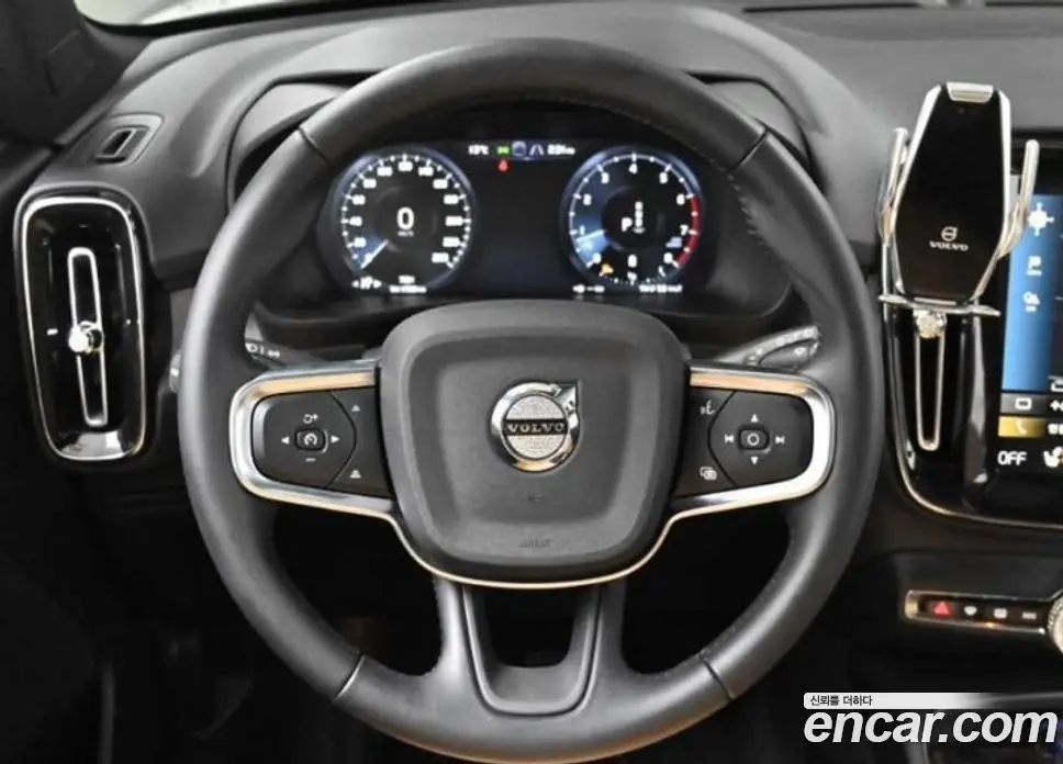 Volvo XC40 2021 2.0 автомат (гидро), фото 13 Volvo XC40 2021 2.0 автомат (гидро), фото 13