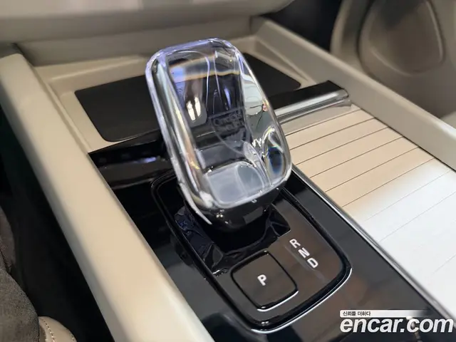 Volvo XC60 2026 2.0 автомат (гидро), миниатюра 9 Volvo XC60 2026 2.0 автомат (гидро), миниатюра 9