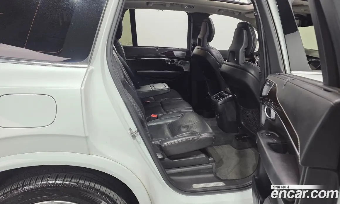 Volvo XC90 2016 2.0 автомат (гидро), фото 12 Volvo XC90 2016 2.0 автомат (гидро), фото 12