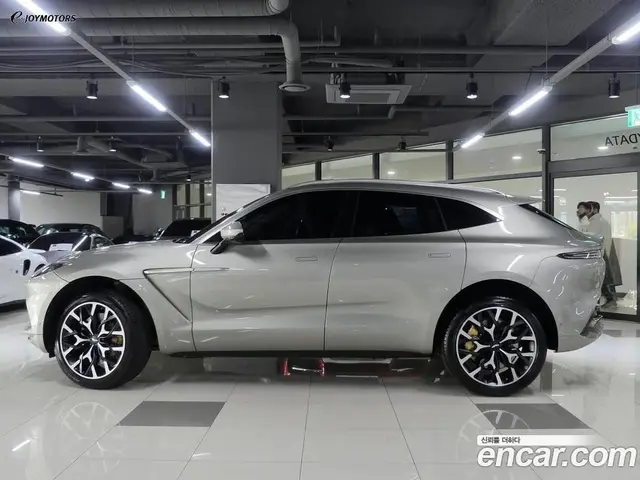 Aston Martin DBX 2022 4.0 автомат (гидро), миниатюра 2 Aston Martin DBX 2022 4.0 автомат (гидро), миниатюра 2