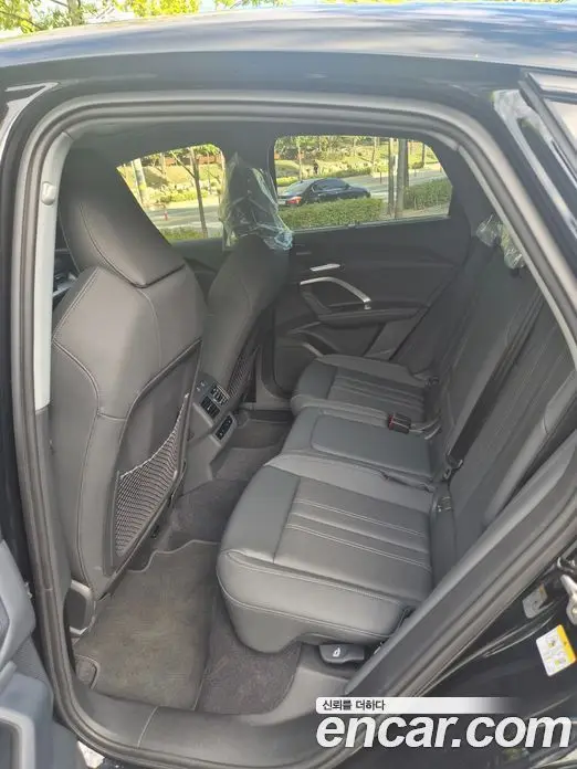 Audi Q5 2025 2.0 автомат (гидро), миниатюра 6
