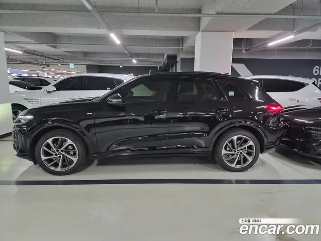 Audi Q5 2025 2.0 автомат (гидро), миниатюра 2