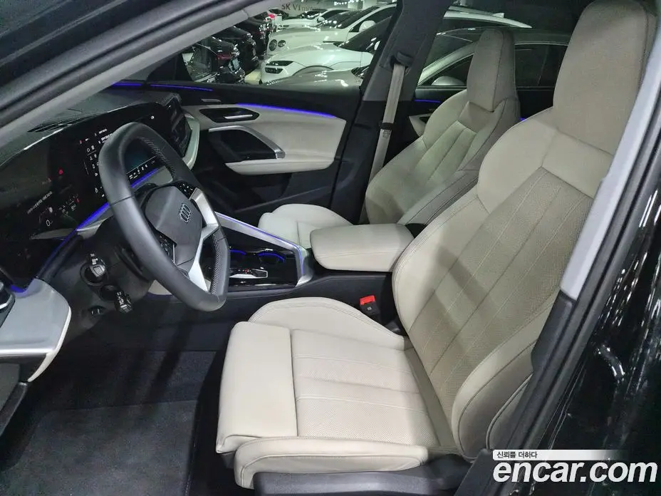 Audi Q5 2025 2.0 автомат (гидро), фото 14
