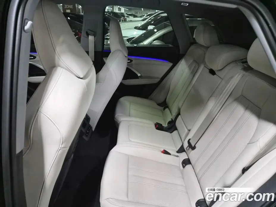 Audi Q5 2025 2.0 автомат (гидро), фото 10