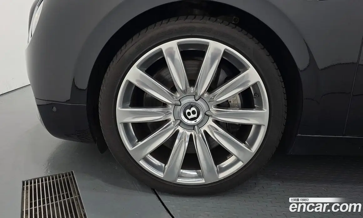 Bentley Flying Spur 2016 6.0 автомат (гидро), фото 5