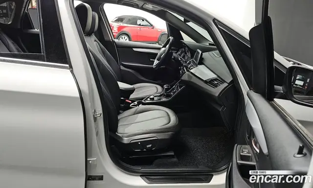 BMW 2 серия 2018 2.0 автомат (гидро), миниатюра 11
