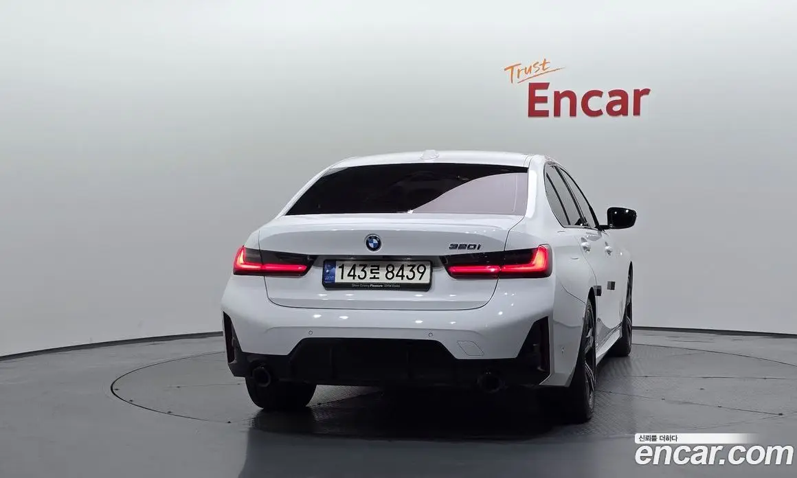 BMW 3 серия 2024 2.0 автомат (гидро), фото 4
